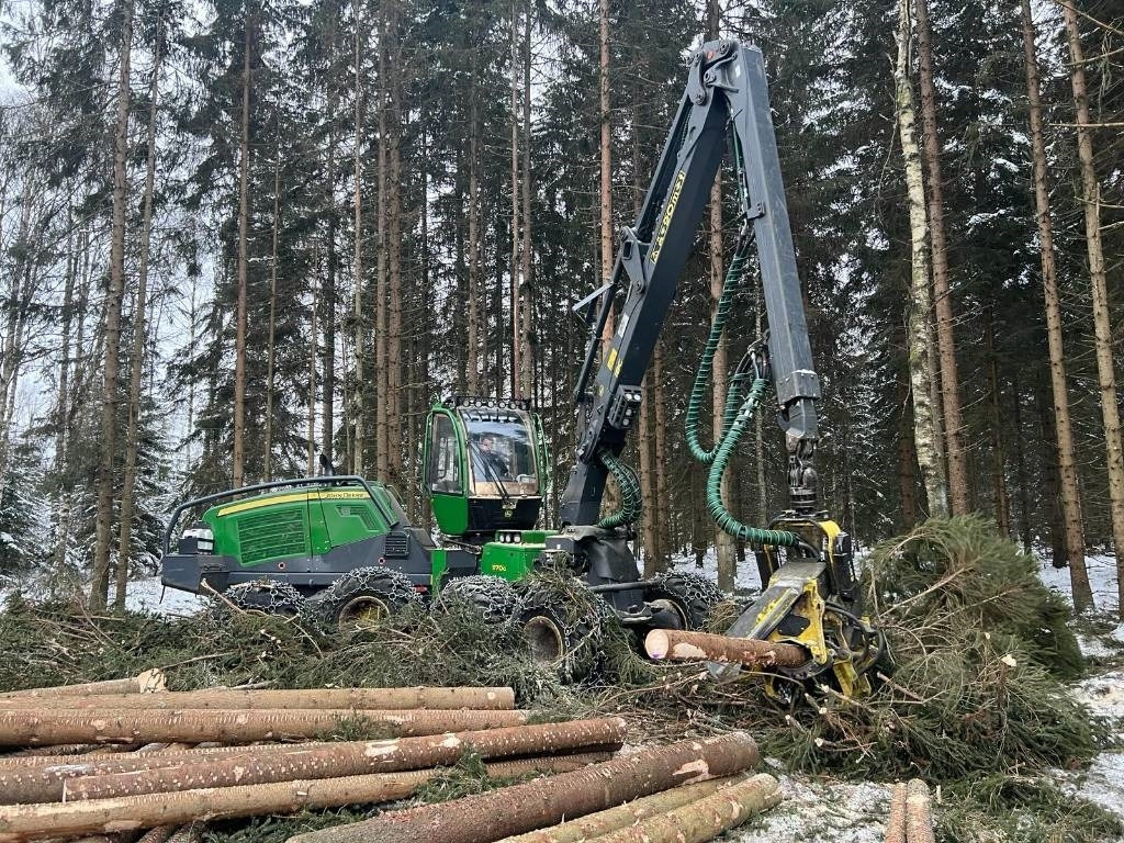 Харвестер John Deere 1170G: фото 17 Харвестер John Deere 1170G: фото 17