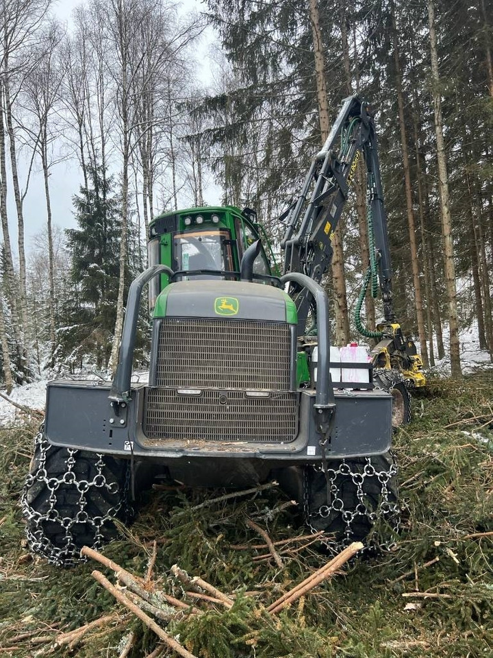 Харвестер John Deere 1170G: фото 6 Харвестер John Deere 1170G: фото 6