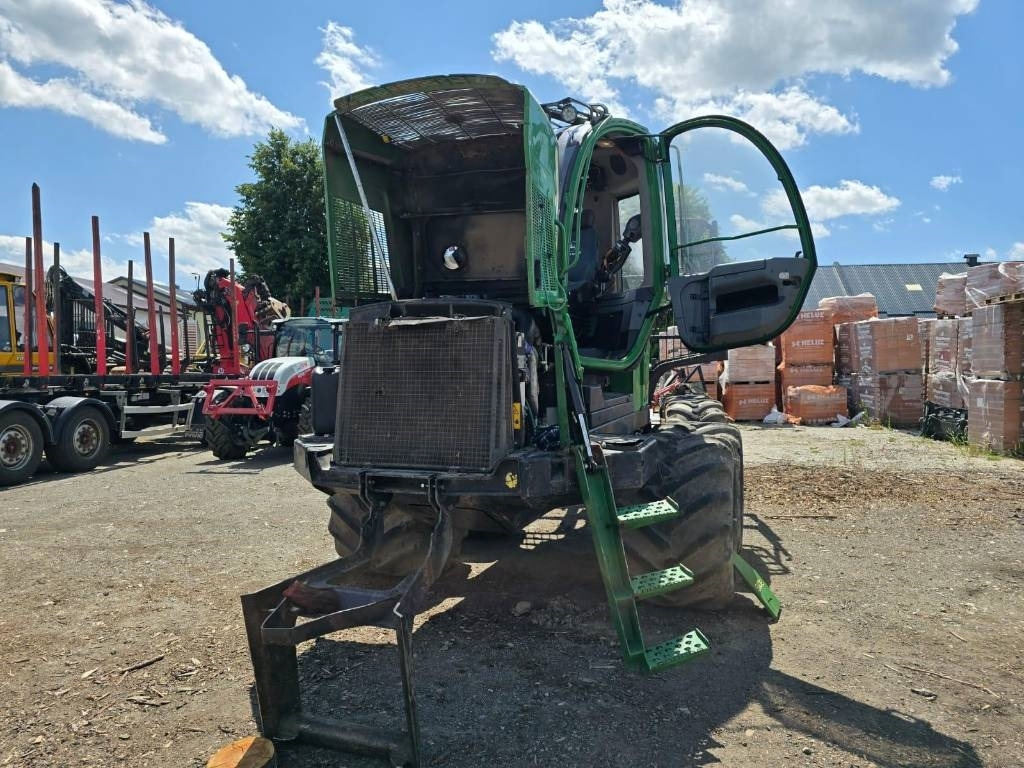 John Deere 810 E - Форвардер: фото 5 John Deere 810 E - Форвардер: фото 5