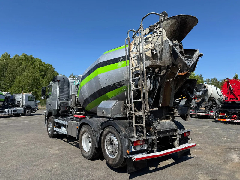 Volvo FM 370 6x2*4, 8m3 Mixer with Hyrdaul.-slide, 2016 - Автобетоносмеситель: фото 4 Volvo FM 370 6x2*4, 8m3 Mixer with Hyrdaul.-slide, 2016 - Автобетоносмеситель: фото 4