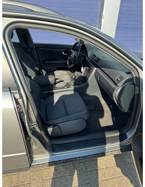 Легковой автомобиль Audi A4 **1900TDI-AC**: фото 15