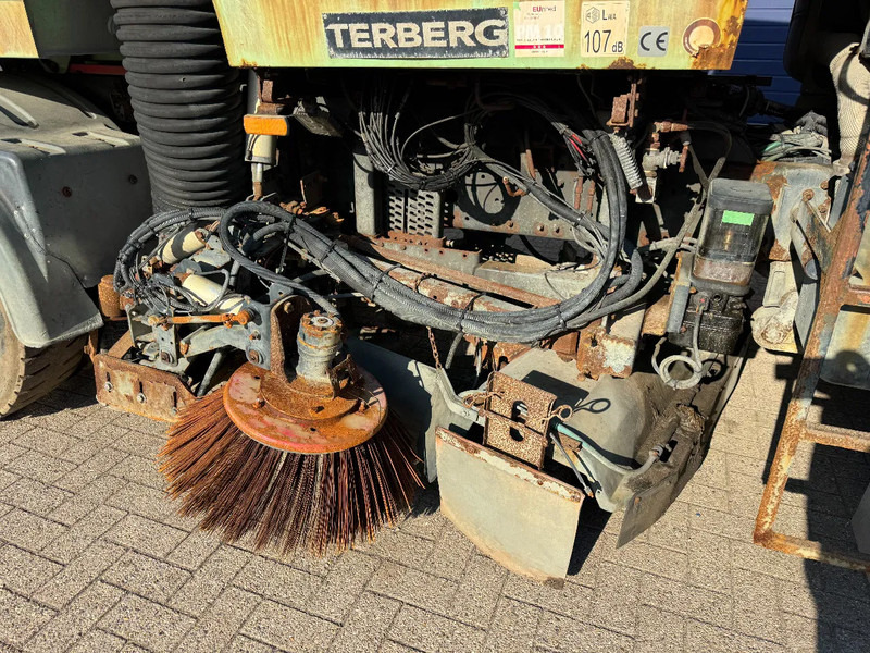 MAN TGM 15.250 **EURO 6-BELGIAN TRUCK** - Подметально-уборочная машина: фото 4 MAN TGM 15.250 **EURO 6-BELGIAN TRUCK** - Подметально-уборочная машина: фото 4