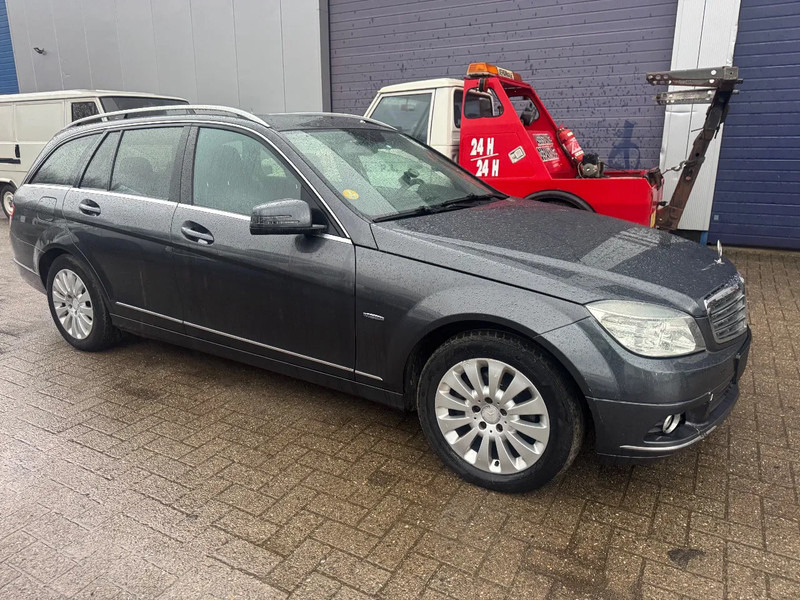 Mercedes-Benz C-Klasse **C200CDI-EURO 5-BELGIAN ORIGINE** - Легковой автомобиль: фото 3 Mercedes-Benz C-Klasse **C200CDI-EURO 5-BELGIAN ORIGINE** - Легковой автомобиль: фото 3