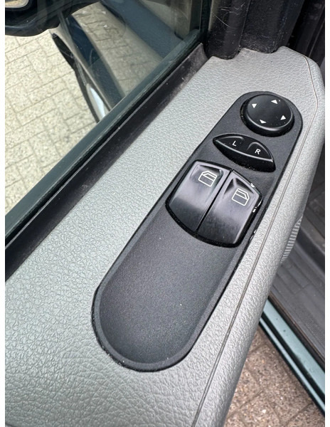 Легковой фургон, Грузопассажирский фургон Mercedes-Benz Vito **111CDI-6SEATS-AUTOMATIC**: фото 12