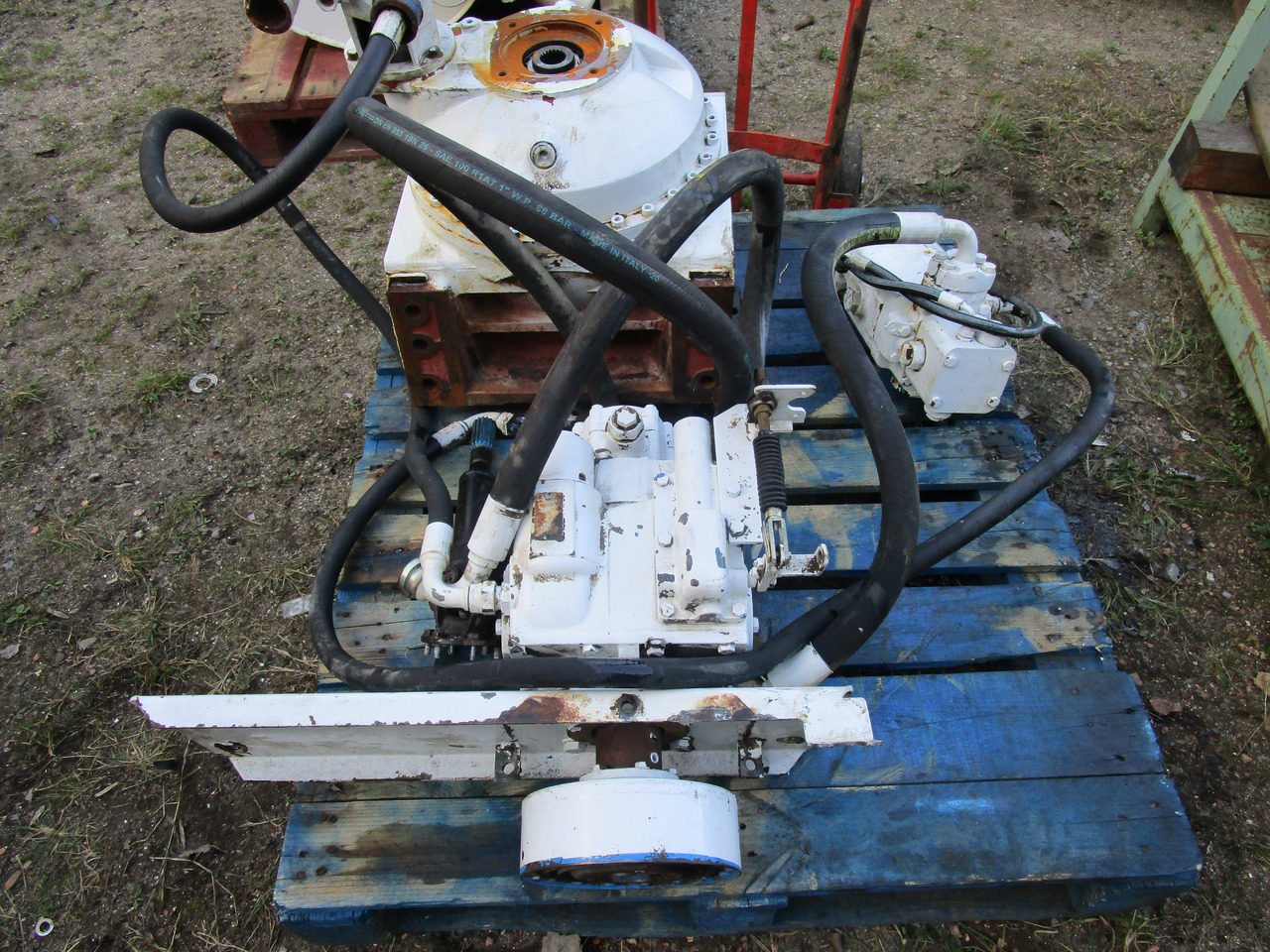 CONCRETE MIXER DRIVELINE & GEARBOX COMPLETE - Коробка передач для Коммунальной и специальной техники: фото 1 CONCRETE MIXER DRIVELINE & GEARBOX COMPLETE - Коробка передач для Коммунальной и специальной техники: фото 1