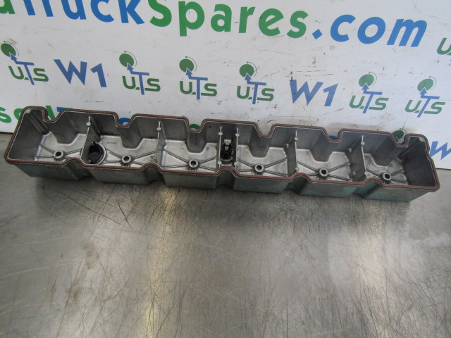 CUMMINS 6 CTA C SERIES ROCKER COVER P/NO 3930903 - Двигатель и запчасти для Грузовиков: фото 3 CUMMINS 6 CTA C SERIES ROCKER COVER P/NO 3930903 - Двигатель и запчасти для Грузовиков: фото 3