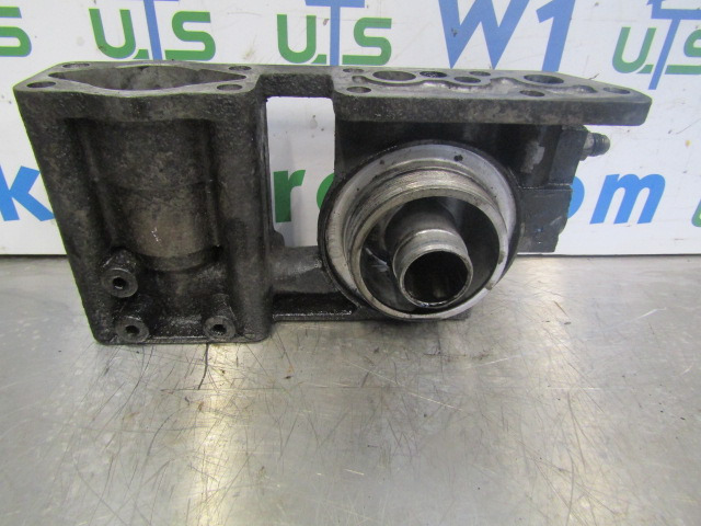 CUMMINS M11 OIL FLTER HOUSING P/NO 3102774 - Двигатель и запчасти для Грузовиков: фото 3 CUMMINS M11 OIL FLTER HOUSING P/NO 3102774 - Двигатель и запчасти для Грузовиков: фото 3