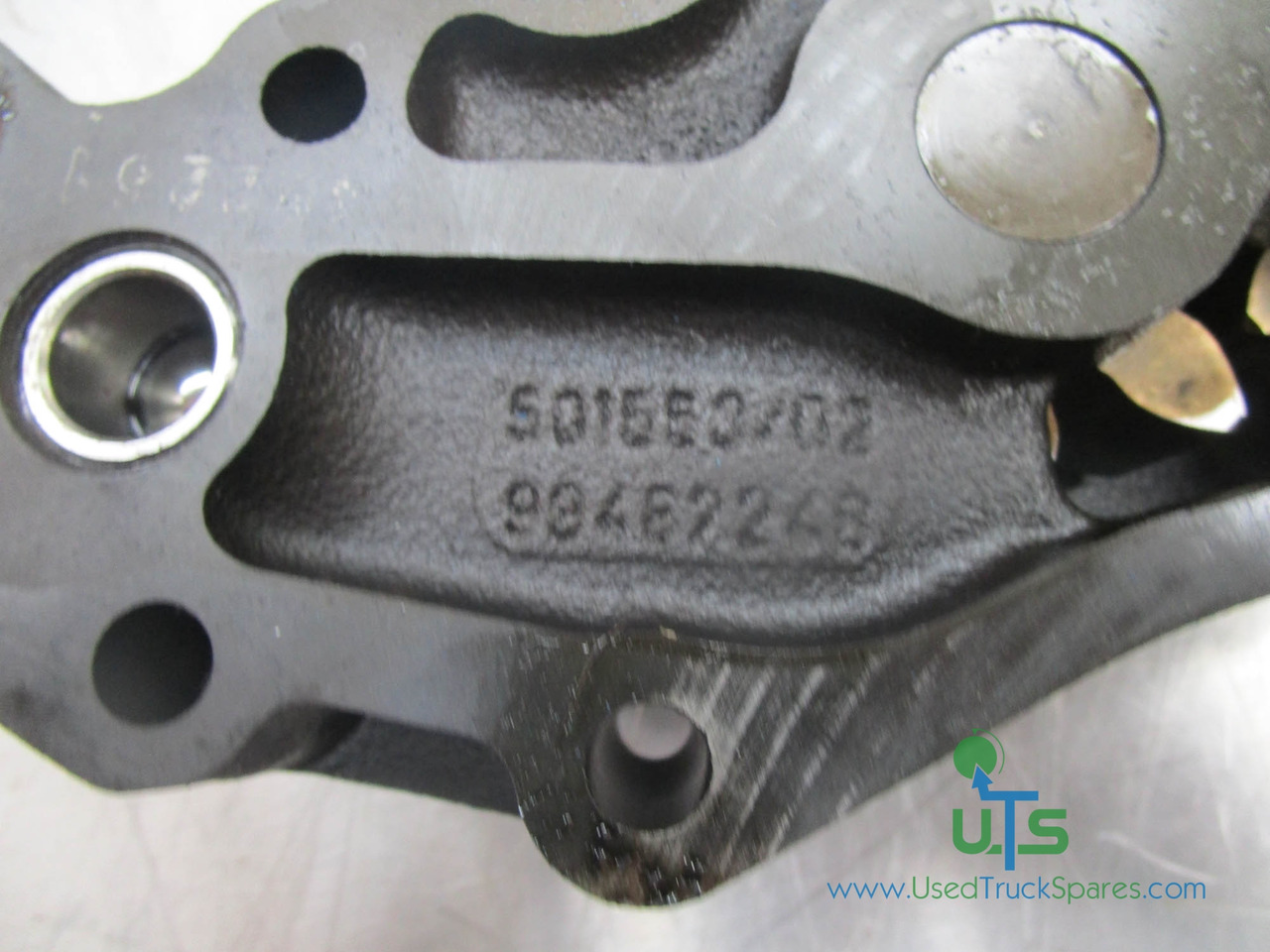 IVECO CURSOR OIL PUMP P/NO 501553/02 - Двигатель и запчасти для Грузовиков: фото 2 IVECO CURSOR OIL PUMP P/NO 501553/02 - Двигатель и запчасти для Грузовиков: фото 2
