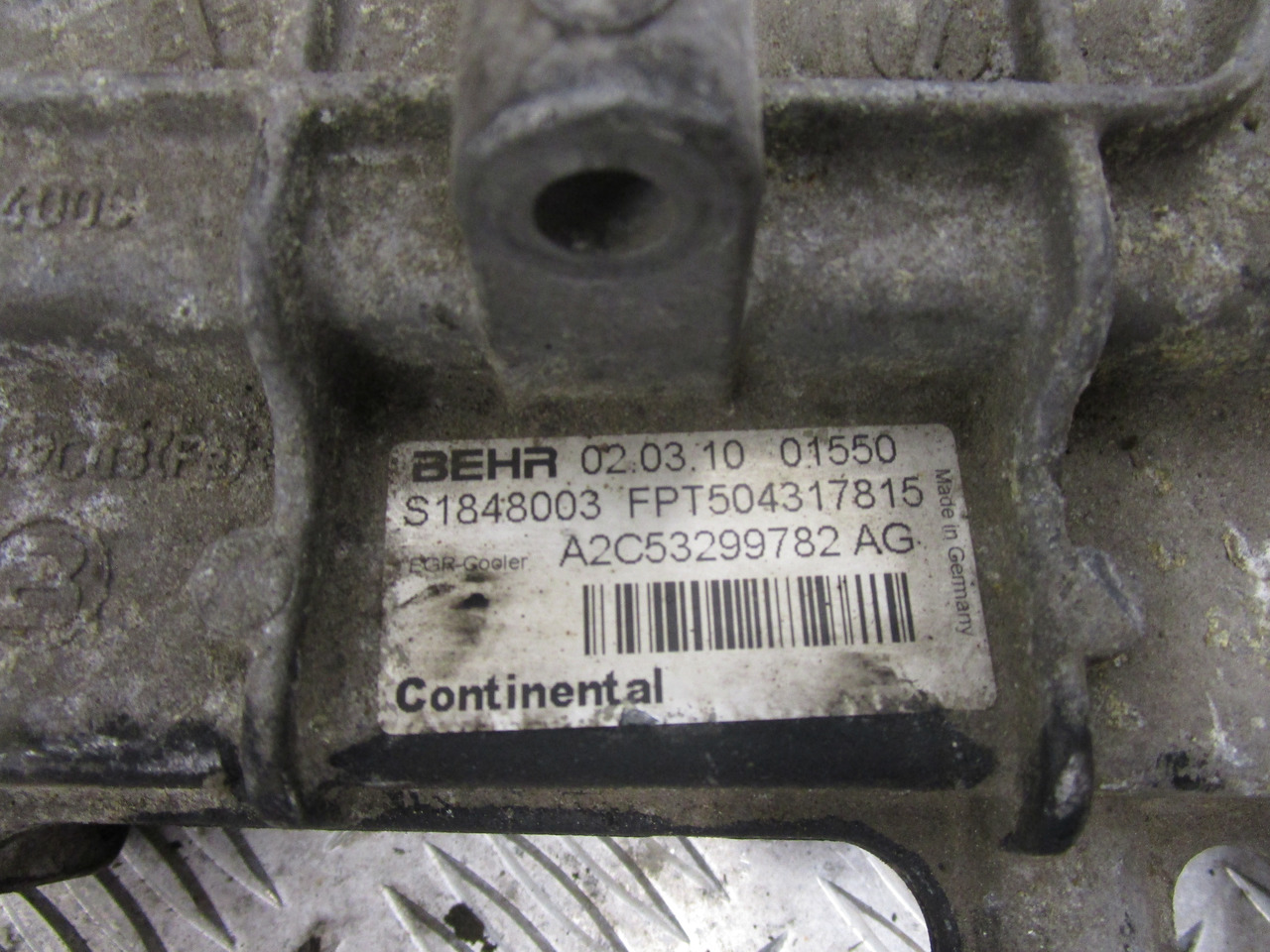 IVECO DAILY 3.0 EGR COOLER P/NO 504317815 - Двигатель и запчасти для Грузовиков: фото 2 IVECO DAILY 3.0 EGR COOLER P/NO 504317815 - Двигатель и запчасти для Грузовиков: фото 2