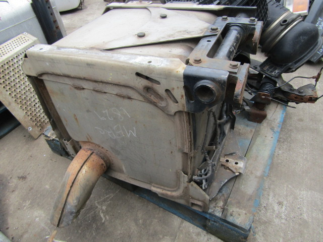 MERCEDES AXOR DPF P/NO A00024900014 - Глушитель/ Выхлопная система для Грузовиков: фото 2 MERCEDES AXOR DPF P/NO A00024900014 - Глушитель/ Выхлопная система для Грузовиков: фото 2