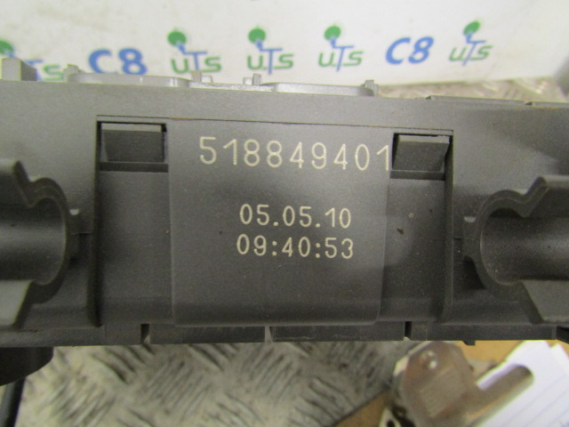 RENAULT MIDLUM DXI FUSEBOARD P/NO 518849401 - Электрическая система для Грузовиков: фото 2 RENAULT MIDLUM DXI FUSEBOARD P/NO 518849401 - Электрическая система для Грузовиков: фото 2