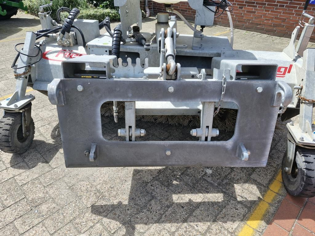 Fliegl KEH 1850 TYPE 600 - Косилка: фото 4 Fliegl KEH 1850 TYPE 600 - Косилка: фото 4