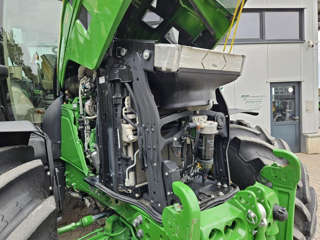 John Deere 6R185 - Трактор: фото 3 John Deere 6R185 - Трактор: фото 3