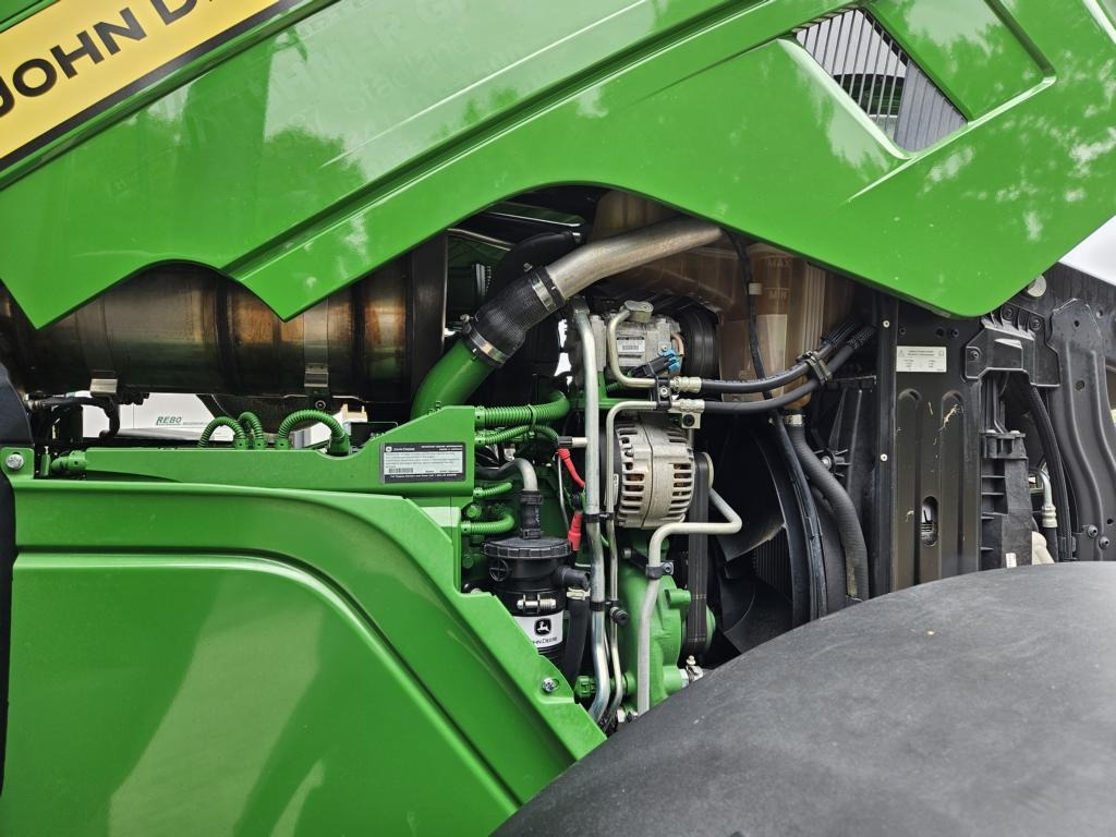John Deere 6R185 - Трактор: фото 2 John Deere 6R185 - Трактор: фото 2
