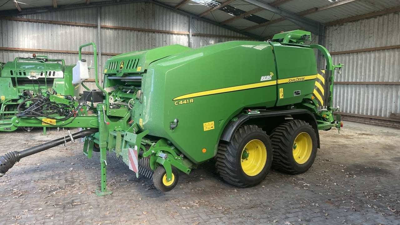 John Deere FESTKAMMER-KOMBIPRESSE C441R - Техника для сенозаготовки: фото 1 John Deere FESTKAMMER-KOMBIPRESSE C441R - Техника для сенозаготовки: фото 1