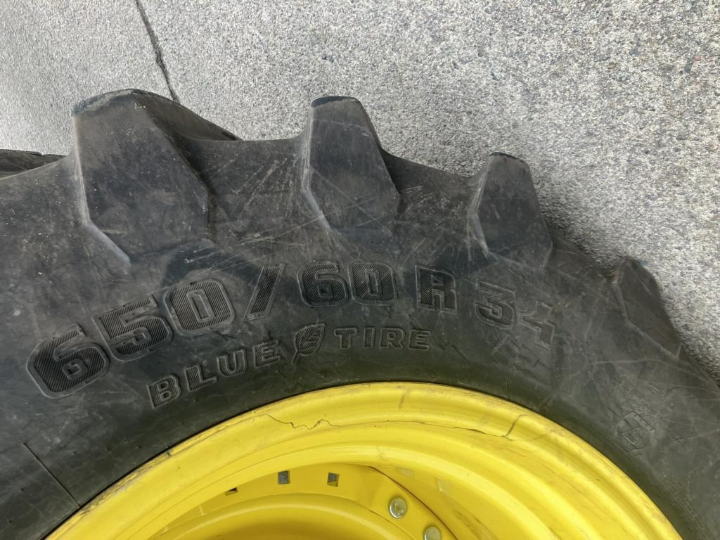 John Deere TRAKTOR 8R410 - Трактор: фото 5 John Deere TRAKTOR 8R410 - Трактор: фото 5