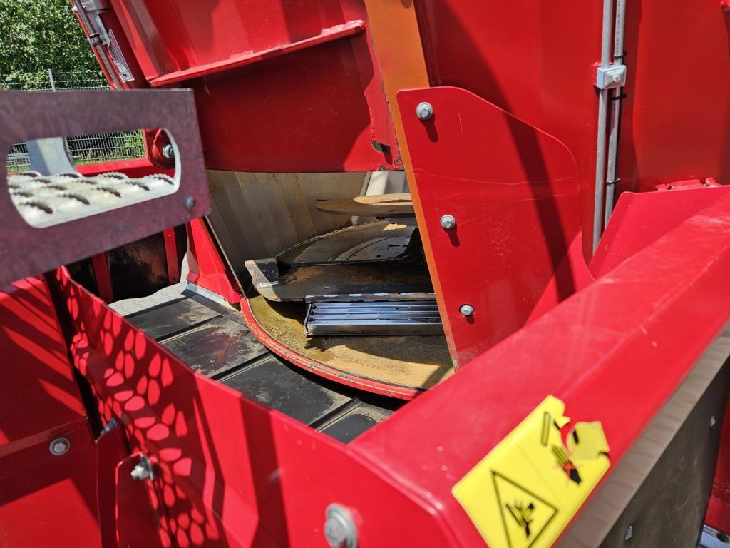 Новый Кормораздатчик Mayer 4.0 PREMIUM 2218-20: фото 8 Новый Кормораздатчик Mayer 4.0 PREMIUM 2218-20: фото 8