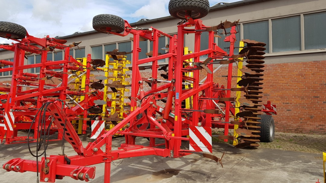Pöttinger SYNKRO 6030 T - Культиватор: фото 1 Pöttinger SYNKRO 6030 T - Культиватор: фото 1