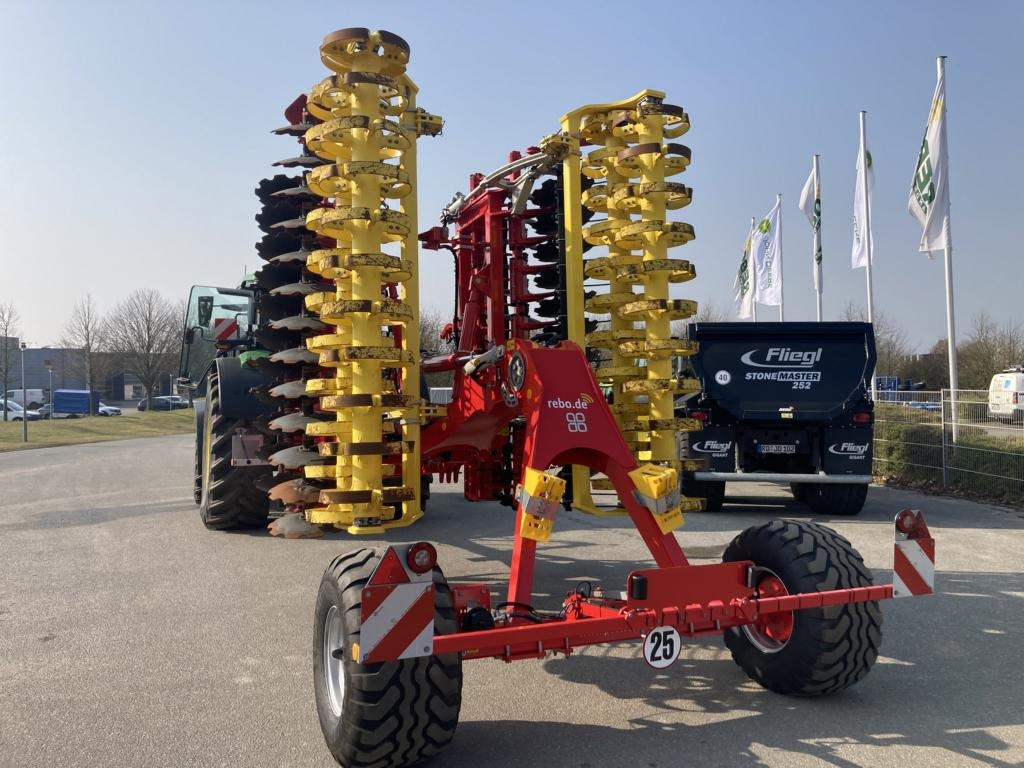Pöttinger TERRADISC 6001 T - Дисковая борона: фото 2 Pöttinger TERRADISC 6001 T - Дисковая борона: фото 2