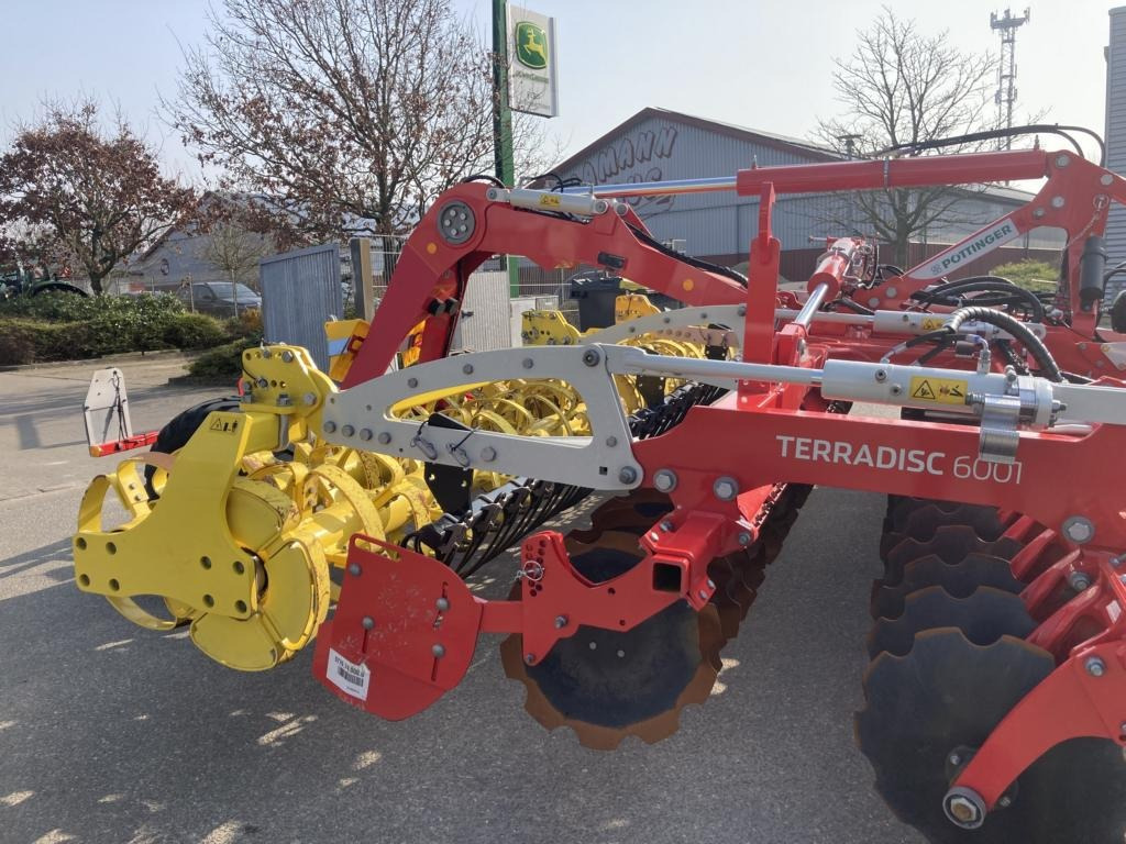 Pöttinger TERRADISC 6001 T - Дисковая борона: фото 4 Pöttinger TERRADISC 6001 T - Дисковая борона: фото 4