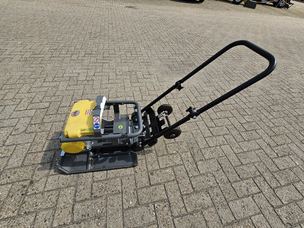 Wacker AP 1850E - Виброплита: фото 3 Wacker AP 1850E - Виброплита: фото 3