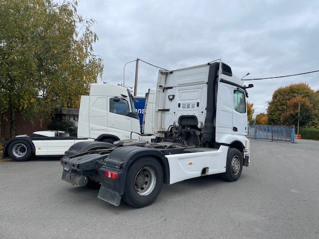 Mercedes-Benz Actros - Тягач: фото 3 Mercedes-Benz Actros - Тягач: фото 3