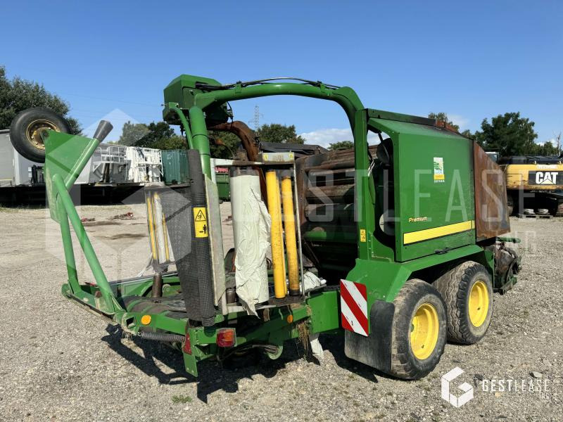 John Deere 744 - Пресс-подборщик рулонный: фото 2 John Deere 744 - Пресс-подборщик рулонный: фото 2