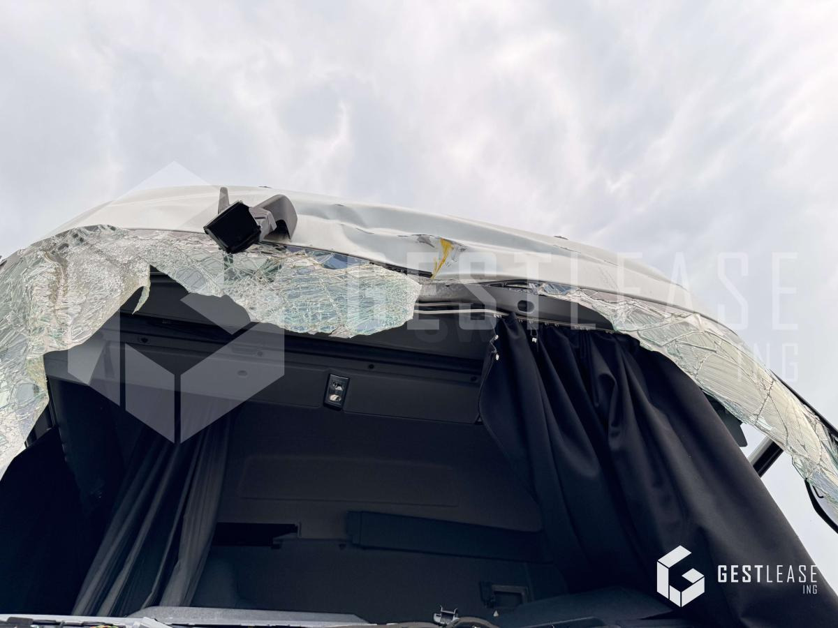 Тягач Renault T480: фото 8