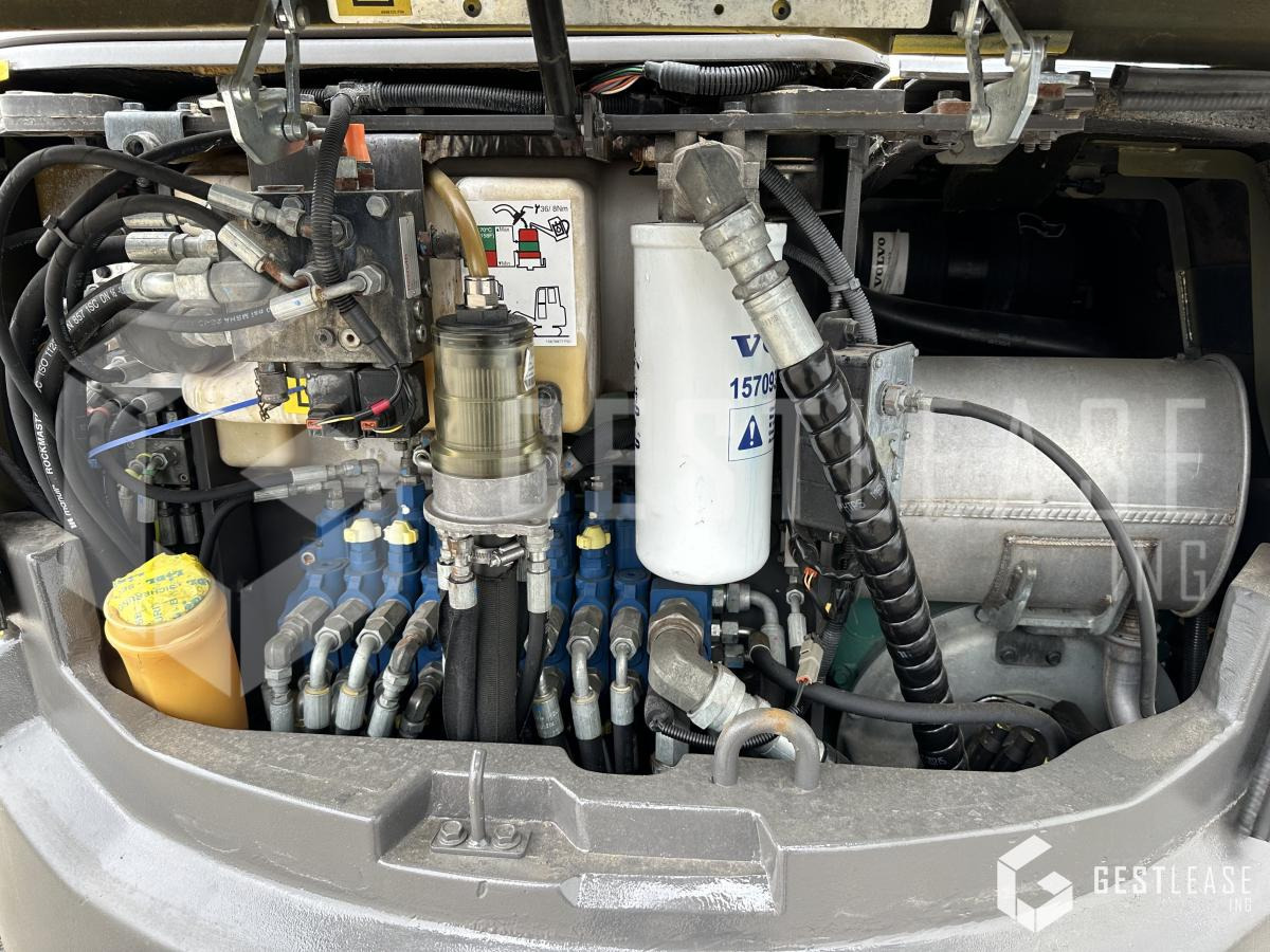 Мини-экскаватор Volvo ECR50D: фото 6