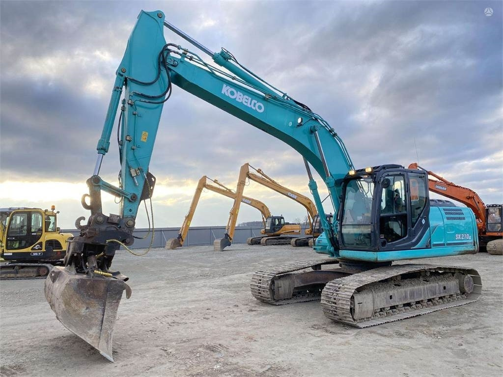 Kobelco SK 210 LC-9 - Гусеничный экскаватор: фото 1 Kobelco SK 210 LC-9 - Гусеничный экскаватор: фото 1