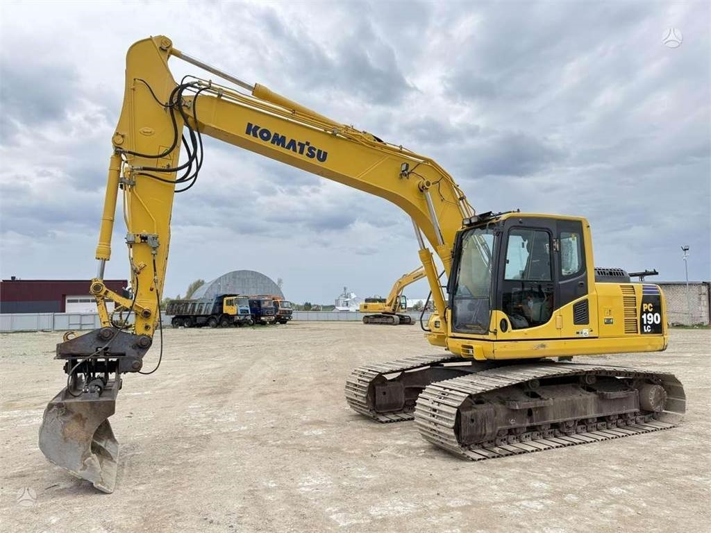 Komatsu PC 190 LC-8 - Гусеничный экскаватор: фото 1 Komatsu PC 190 LC-8 - Гусеничный экскаватор: фото 1