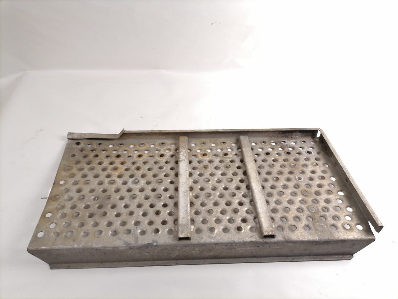 DAF Raami katteplaat 1681704 - Универсальная запчасть для Грузовиков: фото 2 DAF Raami katteplaat 1681704 - Универсальная запчасть для Грузовиков: фото 2