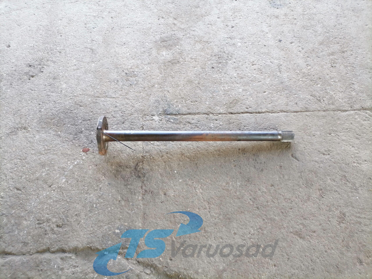 MAN Drive shaft 81355020136 - Приводный вал для Грузовиков: фото 1 MAN Drive shaft 81355020136 - Приводный вал для Грузовиков: фото 1