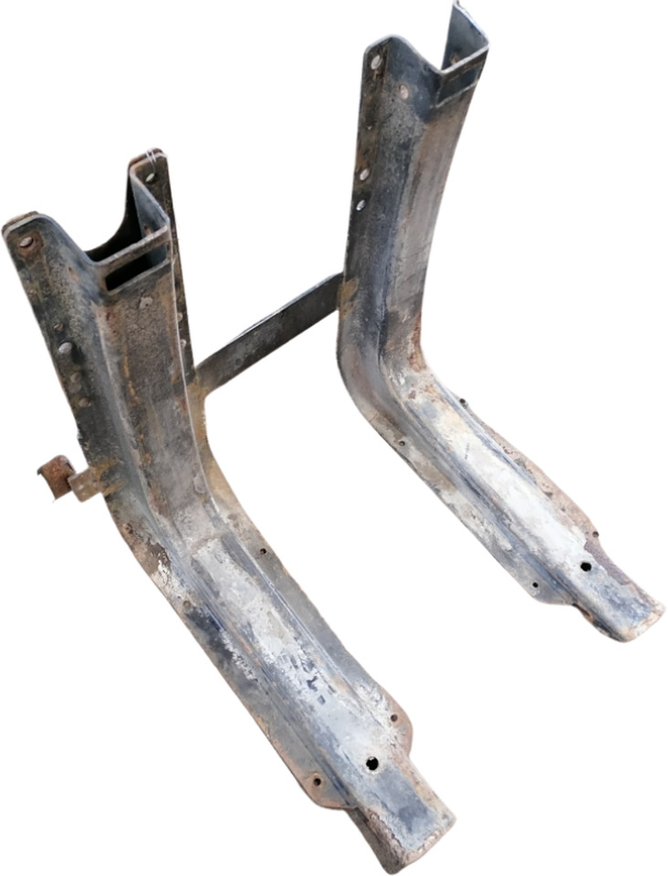 MAN Fuel tank bracket 81418015492 - Топливный бак для Грузовиков: фото 1 MAN Fuel tank bracket 81418015492 - Топливный бак для Грузовиков: фото 1