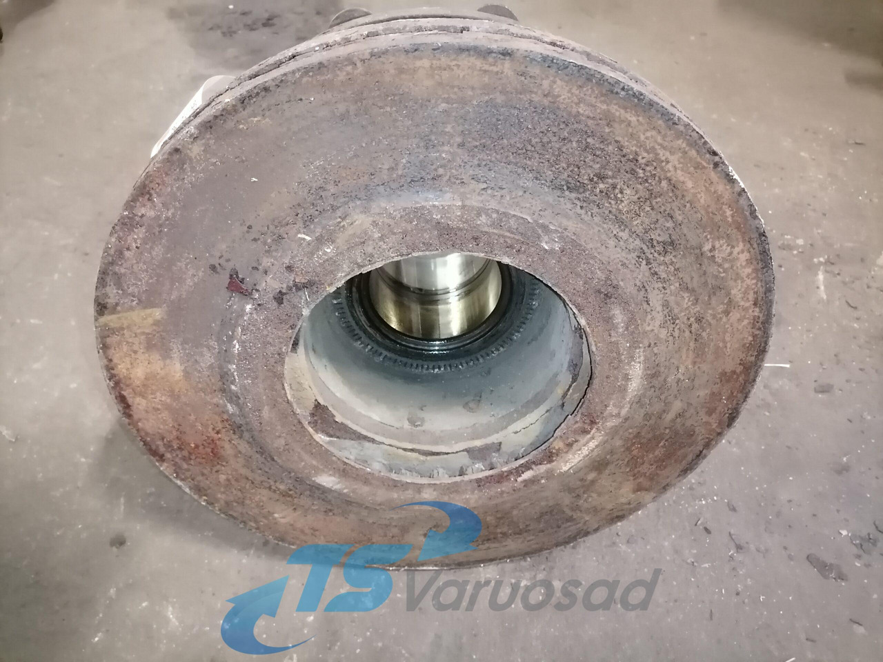 MAN Rear axel hub 81357010155 - Ступица для Грузовиков: фото 4 MAN Rear axel hub 81357010155 - Ступица для Грузовиков: фото 4
