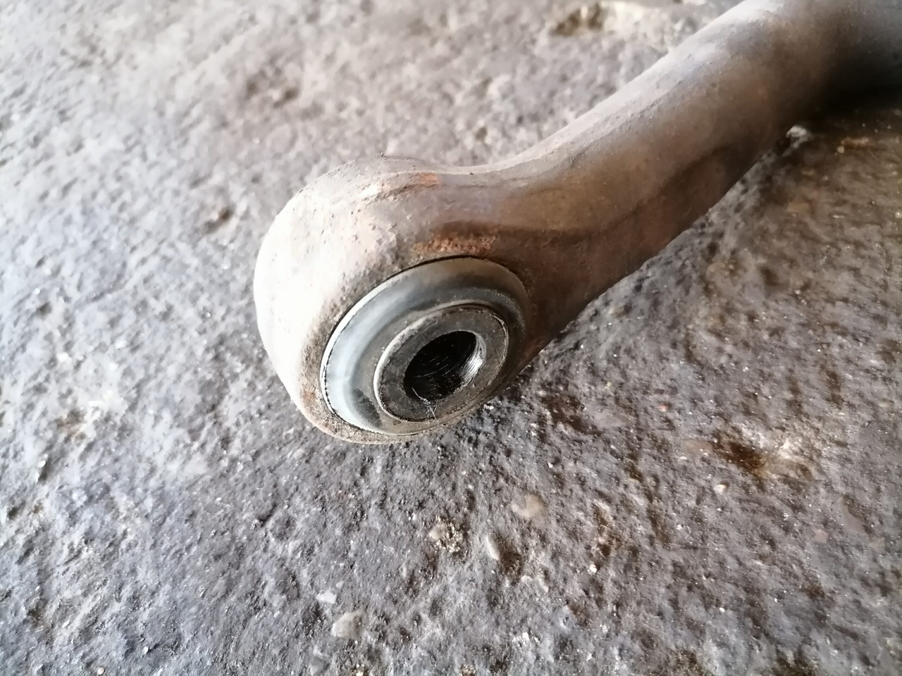 MB Anti-roll bar A9703200411 - Стабилизатор поперечной устойчивости для Грузовиков: фото 3 MB Anti-roll bar A9703200411 - Стабилизатор поперечной устойчивости для Грузовиков: фото 3