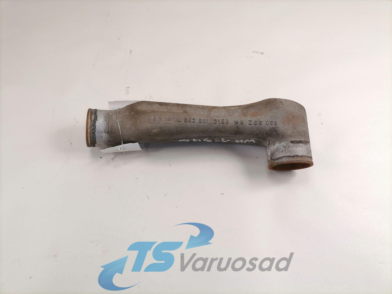 Mercedes-Benz Coolant pipe A9425010156 - Система охлаждения для Грузовиков: фото 1 Mercedes-Benz Coolant pipe A9425010156 - Система охлаждения для Грузовиков: фото 1
