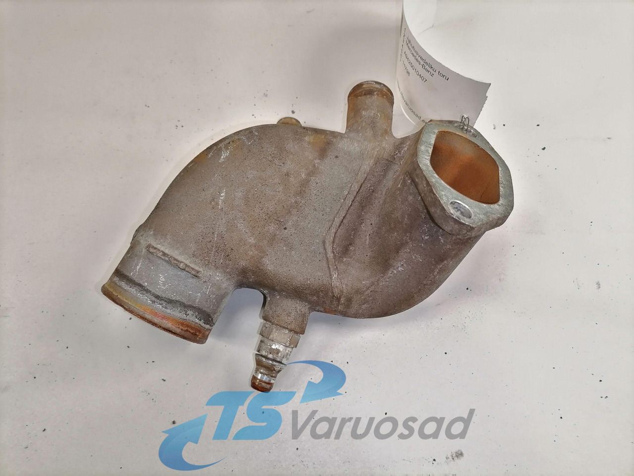 Mercedes-Benz Coolant pipe A9425010407 - Система охлаждения для Грузовиков: фото 3 Mercedes-Benz Coolant pipe A9425010407 - Система охлаждения для Грузовиков: фото 3