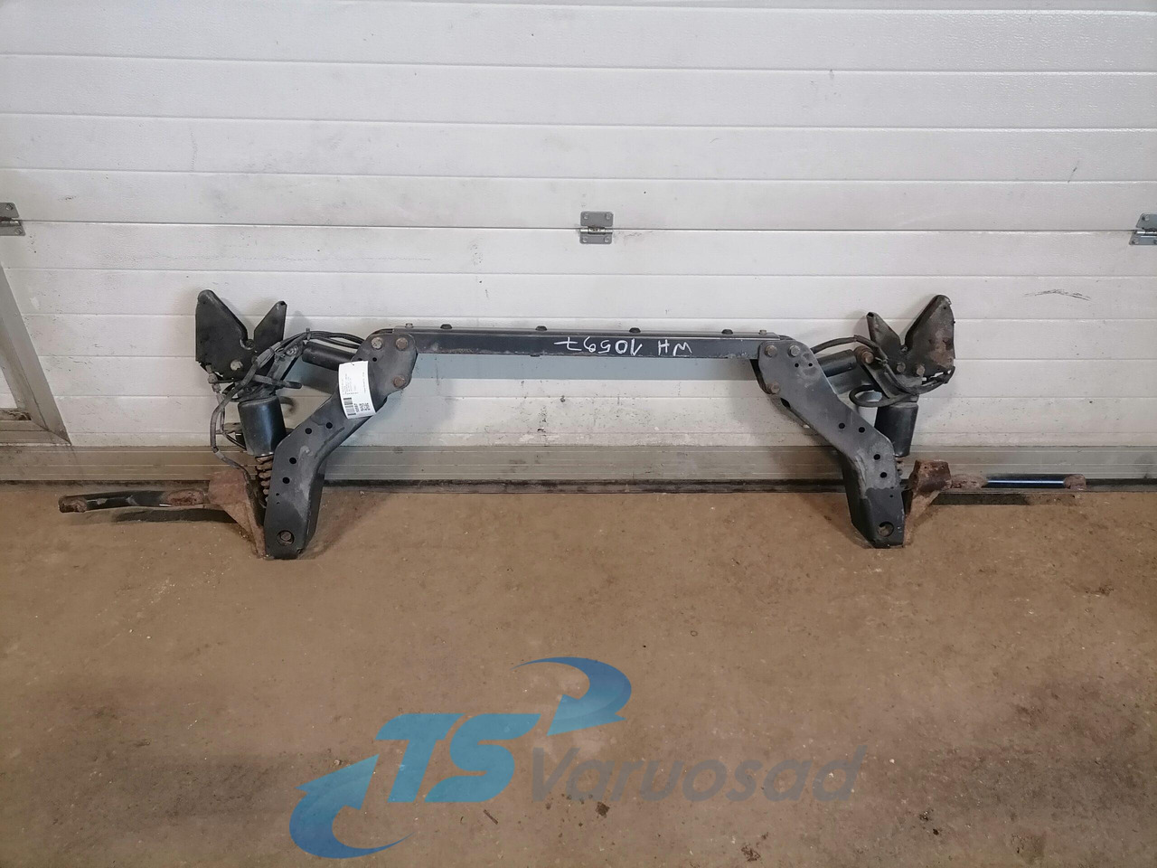 Mercedes-Benz Kabiini kandur, tagumine A9303103358 - Подвеска кабины для Грузовиков: фото 2 Mercedes-Benz Kabiini kandur, tagumine A9303103358 - Подвеска кабины для Грузовиков: фото 2