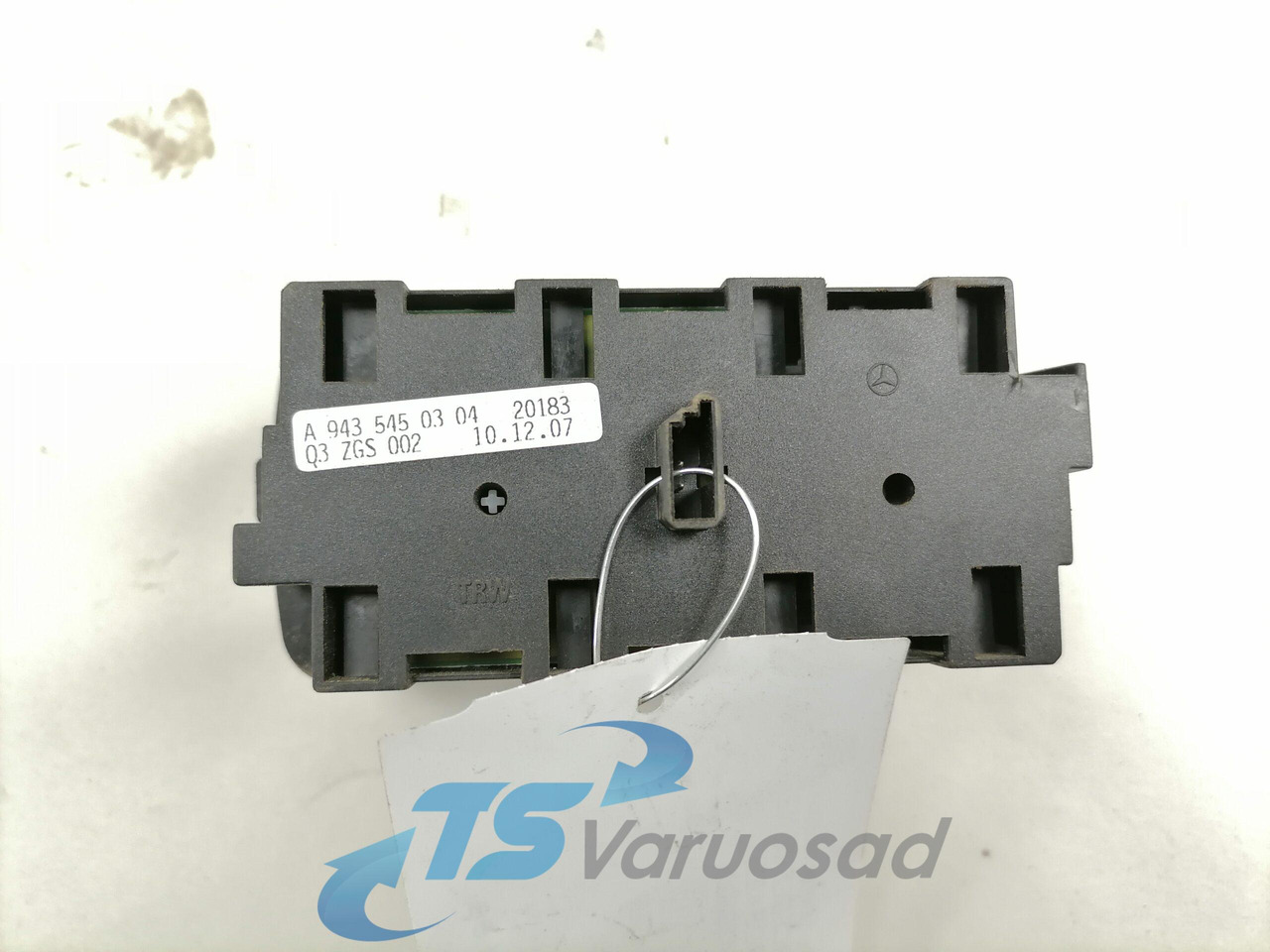 Mercedes-Benz Lüliti, differentsiaalilukk A9435450304 - Кабина для Грузовиков: фото 3 Mercedes-Benz Lüliti, differentsiaalilukk A9435450304 - Кабина для Грузовиков: фото 3