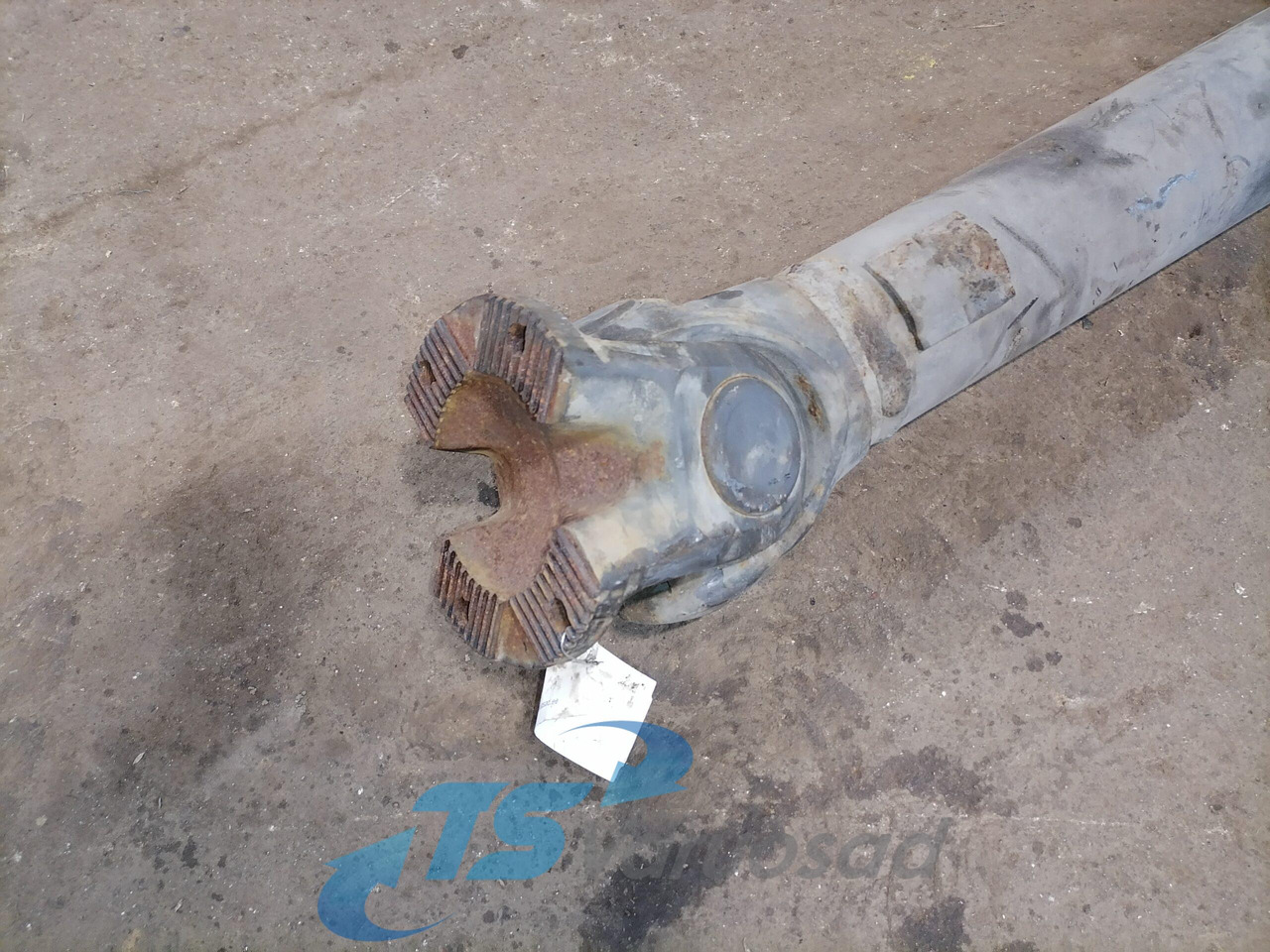 Mercedes-Benz Propeller shaft A6574103402 - Карданный вал для Грузовиков: фото 2 Mercedes-Benz Propeller shaft A6574103402 - Карданный вал для Грузовиков: фото 2
