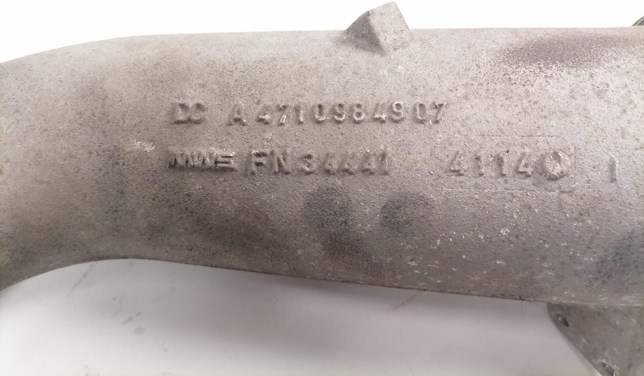 Mercedes-Benz intercooler pipe A4710984907 - Интеркулер для Грузовиков: фото 4 Mercedes-Benz intercooler pipe A4710984907 - Интеркулер для Грузовиков: фото 4