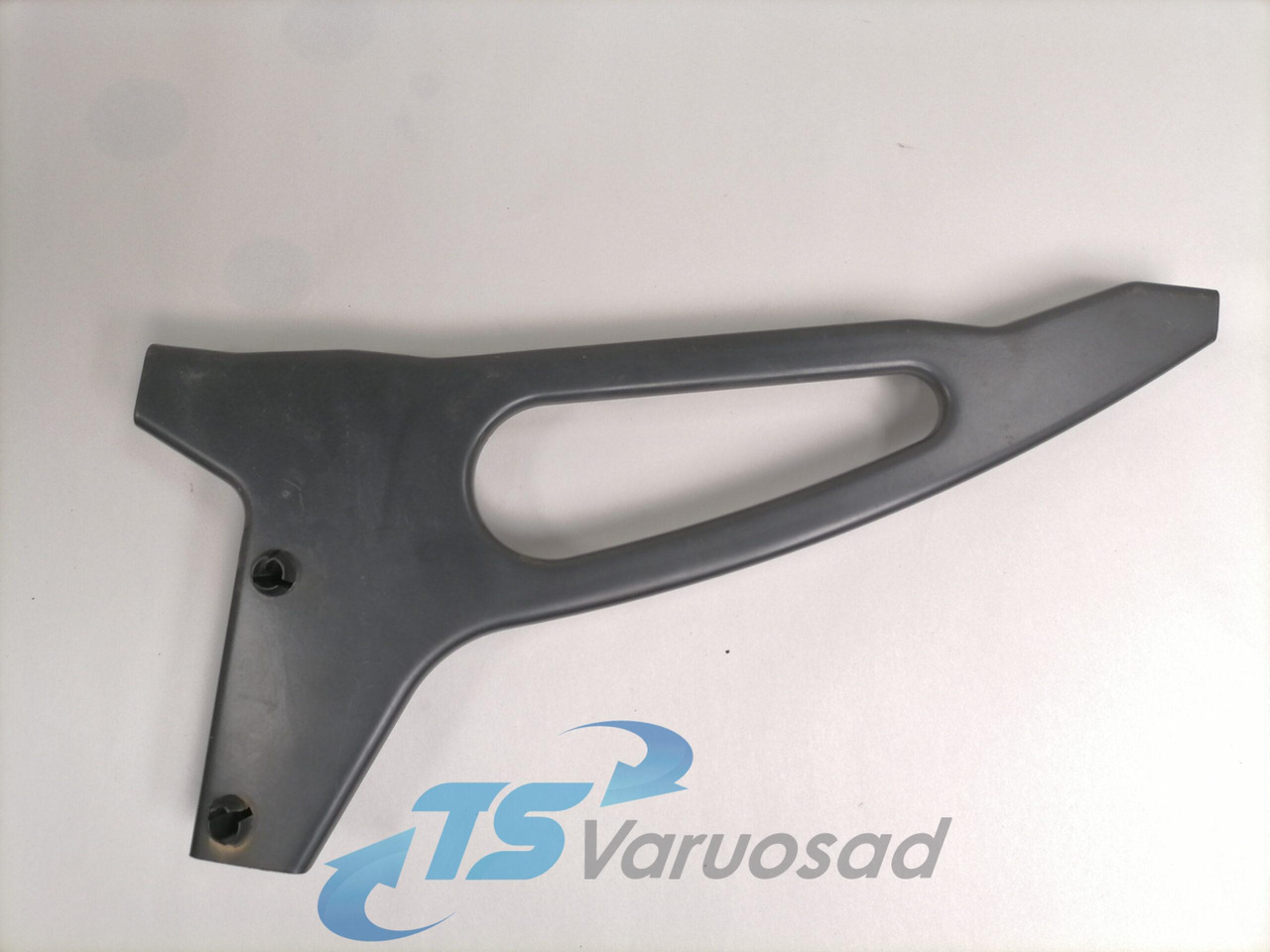 Scania Air deflector bracket 1756681 - Универсальная запчасть для Грузовиков: фото 1 Scania Air deflector bracket 1756681 - Универсальная запчасть для Грузовиков: фото 1