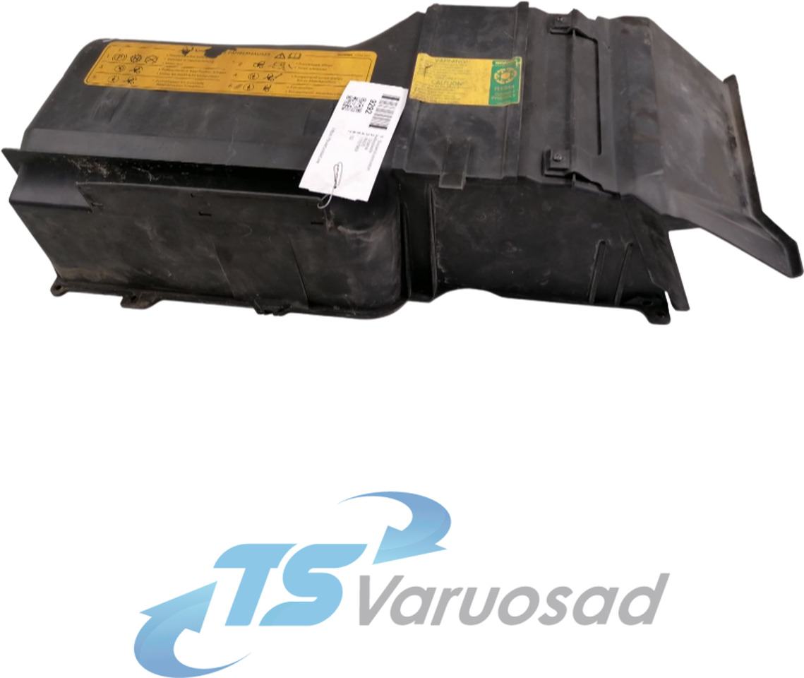 Scania Blower cover 1757969 - Универсальная запчасть для Грузовиков: фото 1 Scania Blower cover 1757969 - Универсальная запчасть для Грузовиков: фото 1