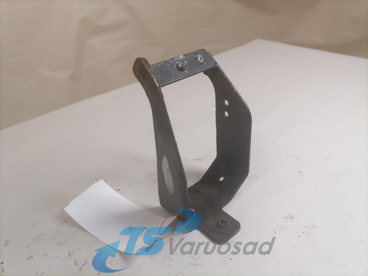 Scania Bracket 1806902 - Рама/ Шасси для Грузовиков: фото 1 Scania Bracket 1806902 - Рама/ Шасси для Грузовиков: фото 1