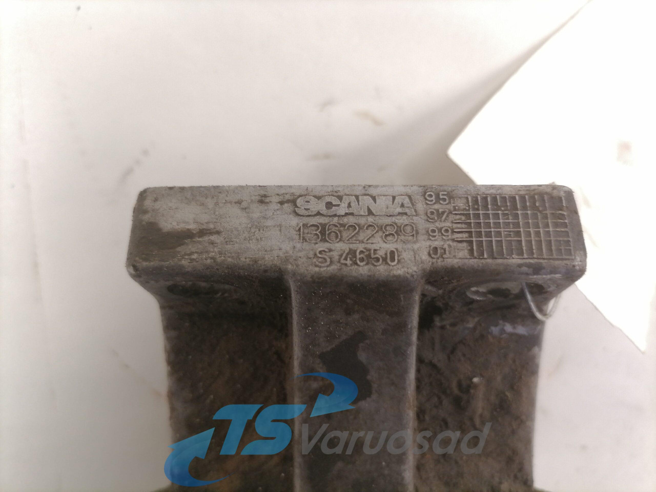 Scania Fuel filter unit 1362289 - Топливный фильтр для Грузовиков: фото 3 Scania Fuel filter unit 1362289 - Топливный фильтр для Грузовиков: фото 3