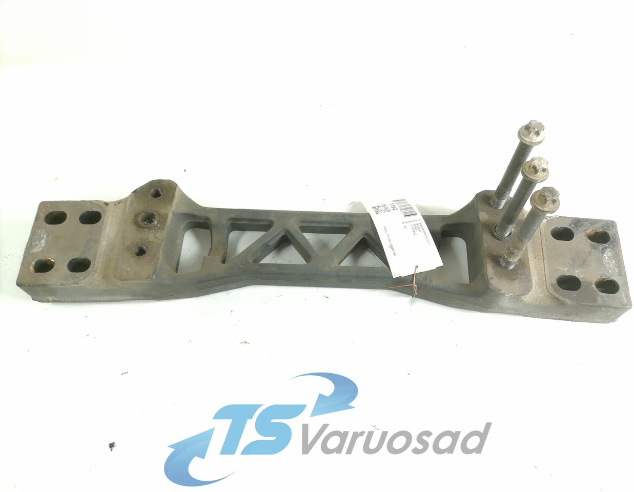 Scania Gearbox bracket 1743442 - Коробка передач и запчасти для Грузовиков: фото 1 Scania Gearbox bracket 1743442 - Коробка передач и запчасти для Грузовиков: фото 1