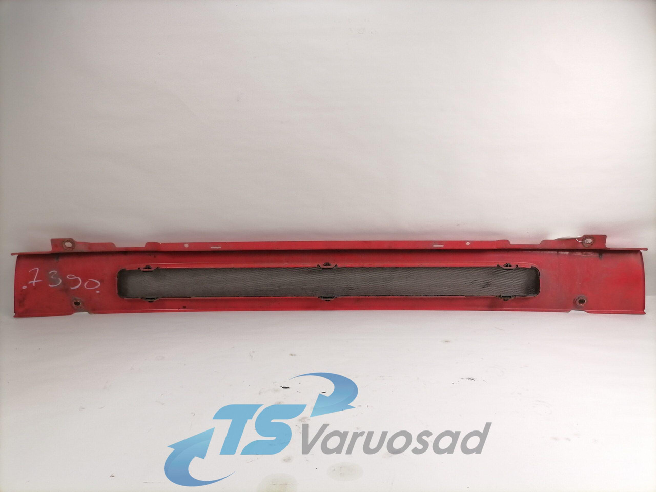 Scania Grille panel 1748085 - Решётка радиатора для Грузовиков: фото 2 Scania Grille panel 1748085 - Решётка радиатора для Грузовиков: фото 2