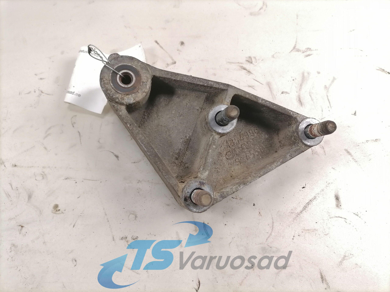 Scania Käiguvahetushoova kinnitus 1354990 - Коробка передач и запчасти для Грузовиков: фото 3 Scania Käiguvahetushoova kinnitus 1354990 - Коробка передач и запчасти для Грузовиков: фото 3