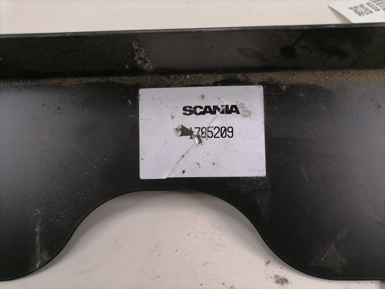 Scania Külmkapi kinnitus 1785210 - Универсальная запчасть для Грузовиков: фото 3 Scania Külmkapi kinnitus 1785210 - Универсальная запчасть для Грузовиков: фото 3